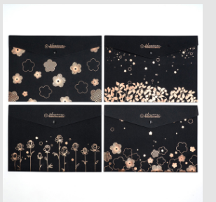 Папка на кнопке пласт. А4 САКУРА арт.JL-D0051